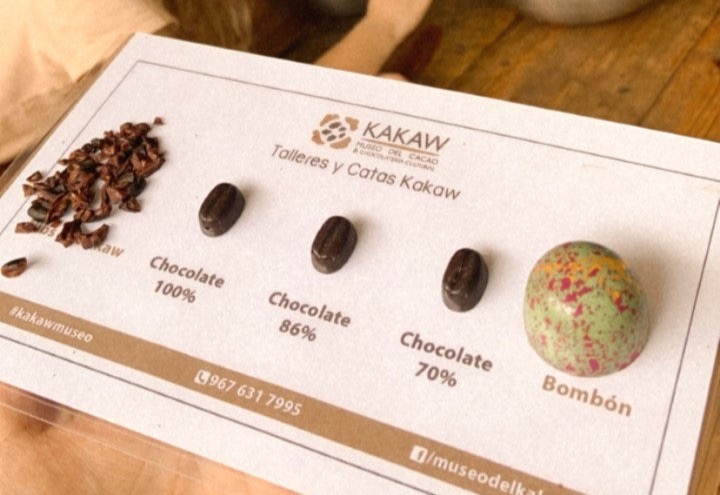 Taller Kakaw tasting board with cacao nibs and chocolate truffles
